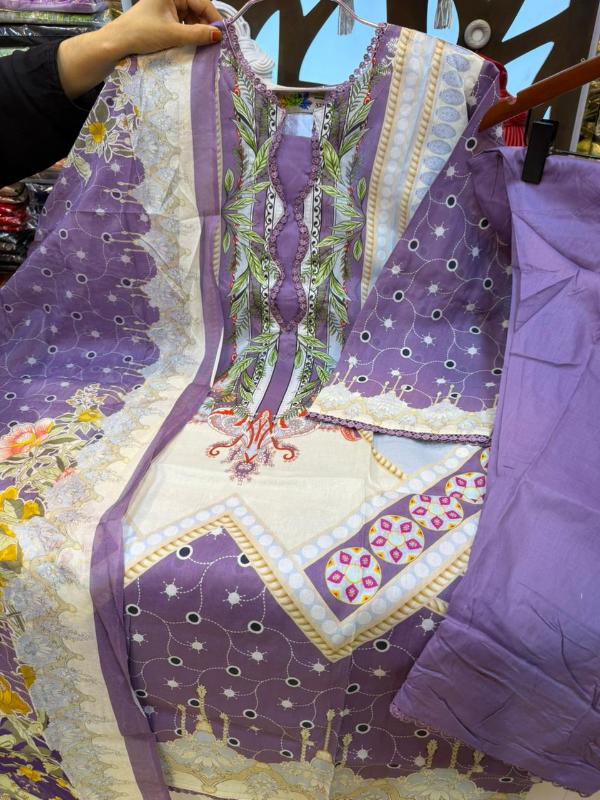 Swiss Lawn Collection Printed Lavender Three-Piece Suit
