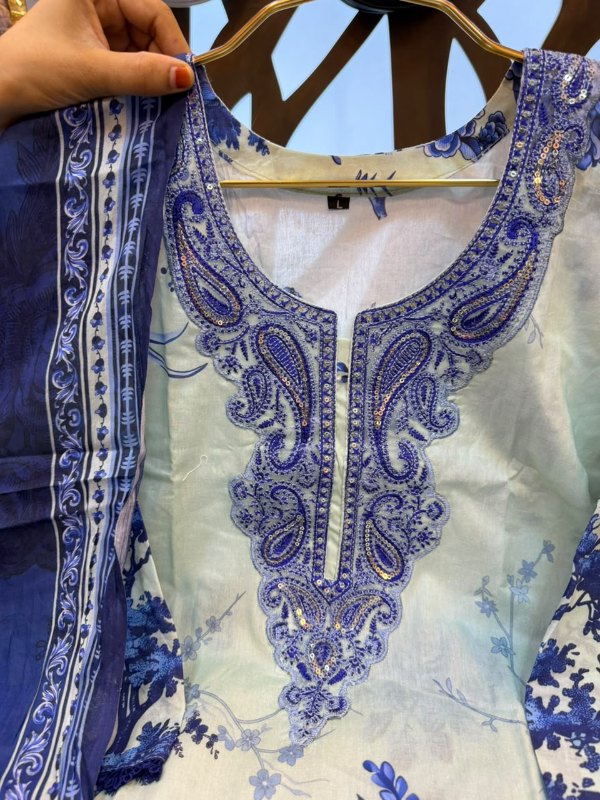 Swiss Lawn Printed 3-Piece Suit with Organza Embroidery Neckline - Light Ice Blue
