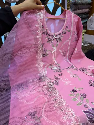 Pakistani-Inspired Embroidered Swiss Lawn 3-Piece Suit with Schiffli Boring Work