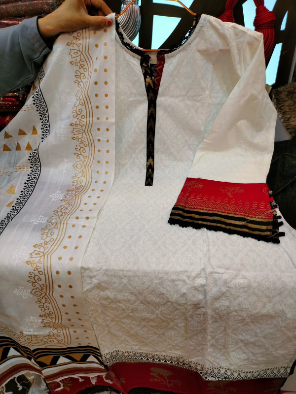 Pakistani-Inspired Slub Cotton Screen Print 3-Piece Suit - Off-White 