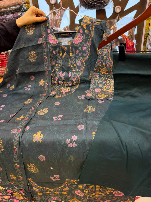 New Swizz Lawn Charcoal Floral & Paisley Printed 3-Piece Suit Collection