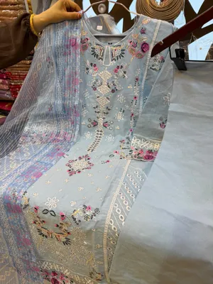 Pakistani Inspired Embroidered Swiss Lawn 3-Piece Stitched Suit2