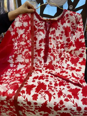 Premium All-Over Printed Swiss Lawn 3-Piece Stitched Suit8