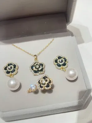  Black Camellia Flower Pearl Jewellery Set (4 Pcs)
