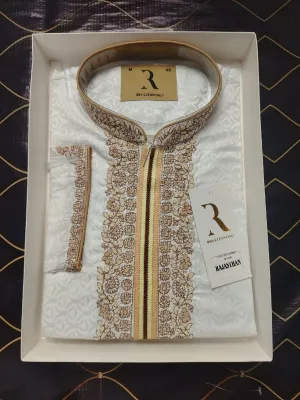 ইন্ডিয়ান টাচিং কারচুপি