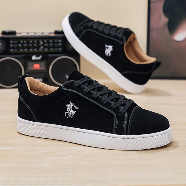 RETRO TRENDY LIGHTWEIGHT SNEAKERS GB-8010