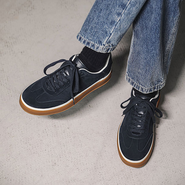 EUROPEAN STYLE RETRO CASUAL SNEAKERS GB-X538