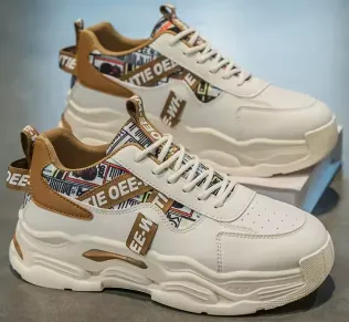 Men Skateboarding Style Casual Shoes