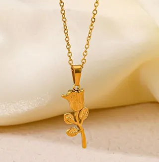 Retro Rose Flower Pendant Necklace 