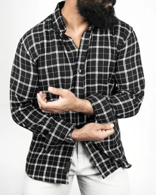 Basics Plaid Flannel Shirts in Onyx Colourway
