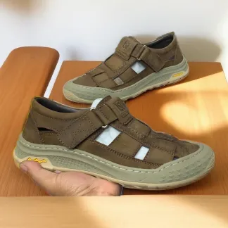 Full-Covered Men’s Leather Sandals – CAT Imported Sandals