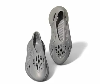 Trendy Clogs for Men – Stylish and Comfortable