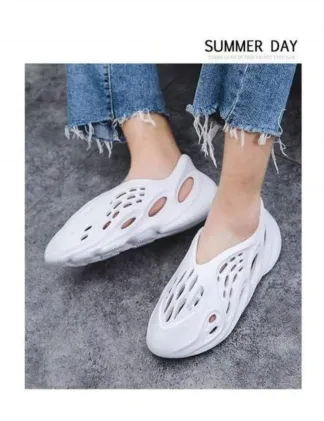 Trendy Clogs for Men – Stylish and Comfortable