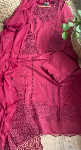 Pakistani boutique Femenite Luxury Cotton Stitched 3Pcs _ Deep Maroon