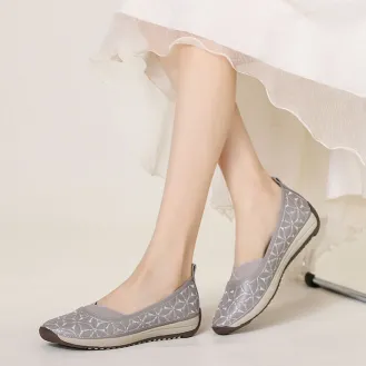 EMBROIDERED RETRO HANFU EMBROIDERED SOFT SOLE CASUAL SHOES A153Gy