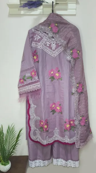 Stylish Attire Prime Ethereal Rose Set (Onion)