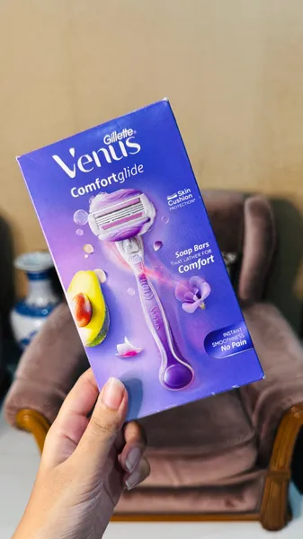 Gillette Venus Comfortglide Breeze Razor 1 count