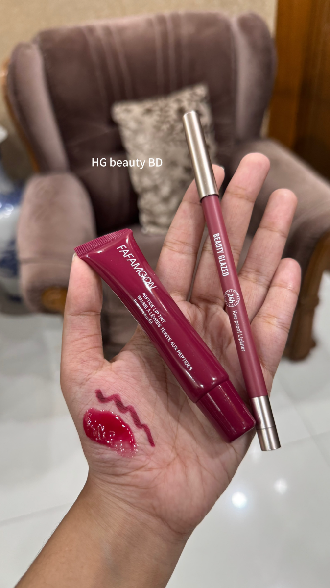Barbie kiss lip combo