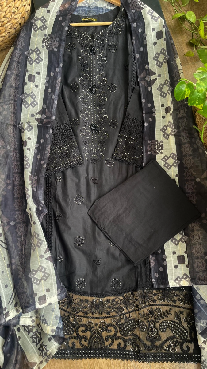 Original Pakistani Hayat’s Cotton Embroidered Stitched 3pcs _ Black