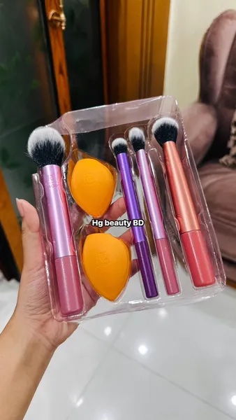 Real Techniques  Essentials Makeup Brush Set 5Pcs