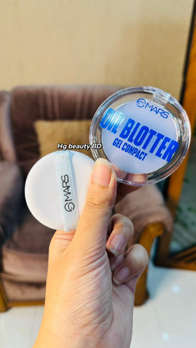 MARS All Oil Blotter Gel Compact for Poreless Effect (5gm)