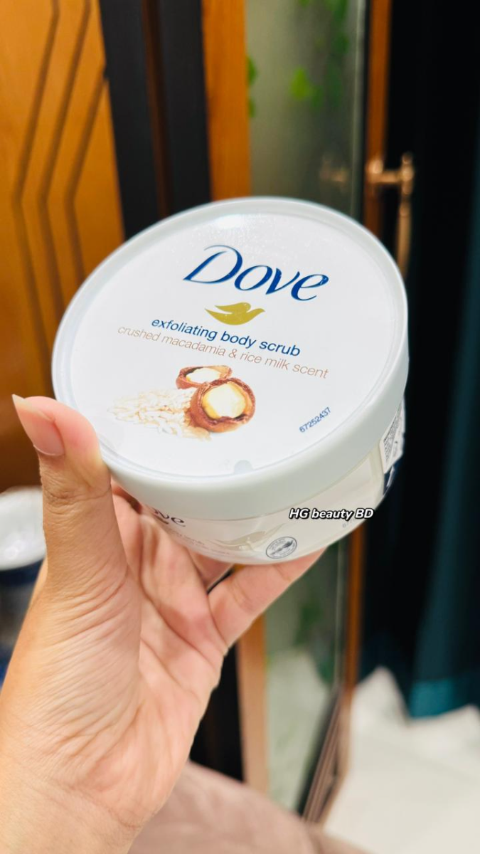 Dove Exfoliating Body Scrub Macadamia & Rice Milk 225ml