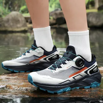 TRENDY BREATHABLE COMFORTABLE CASUAL SHOES GB-7097