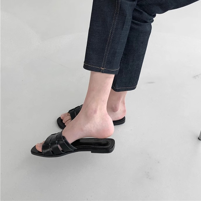 RETRO VERSATILE FLAT WOMEN SANDALS GB-7116