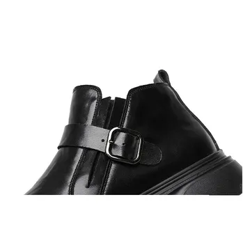 Veylan Knox Martin Boots