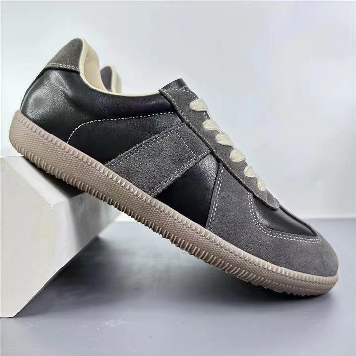 BREATHABLE & COMFORTABLE CASUAL SHOES GB-2287