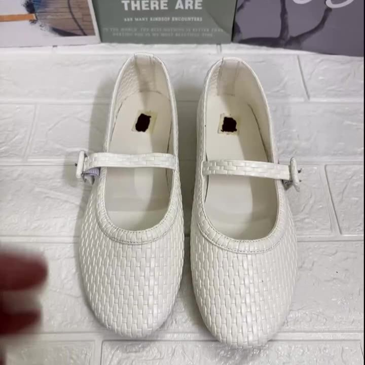 Luxe Stride Pump Shoe