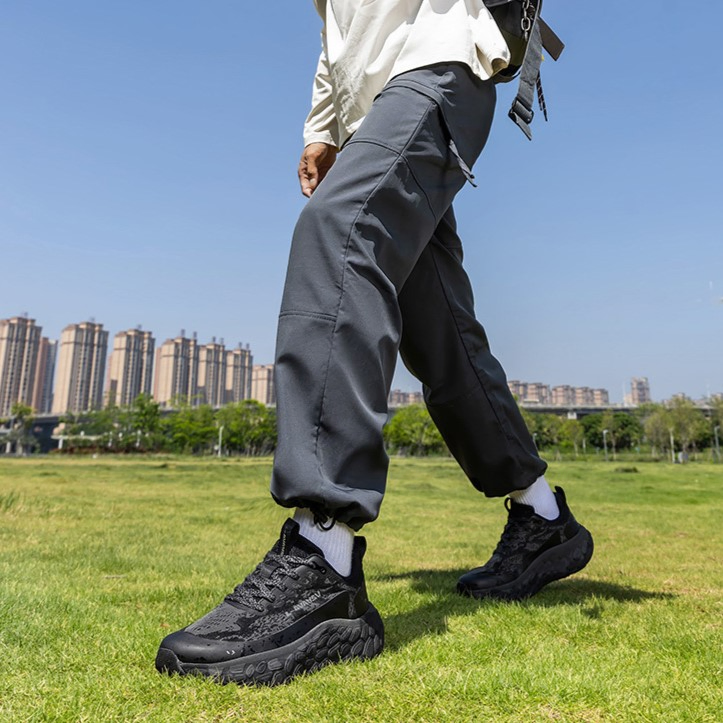 PEAK VOYAGER OUTDOOR SHOES