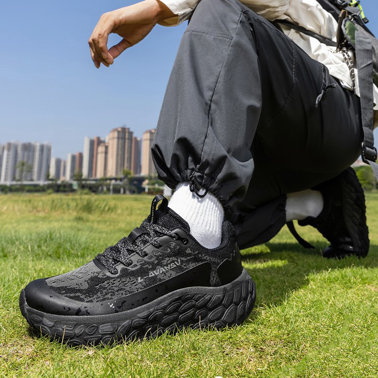 PEAK VOYAGER OUTDOOR SHOES
