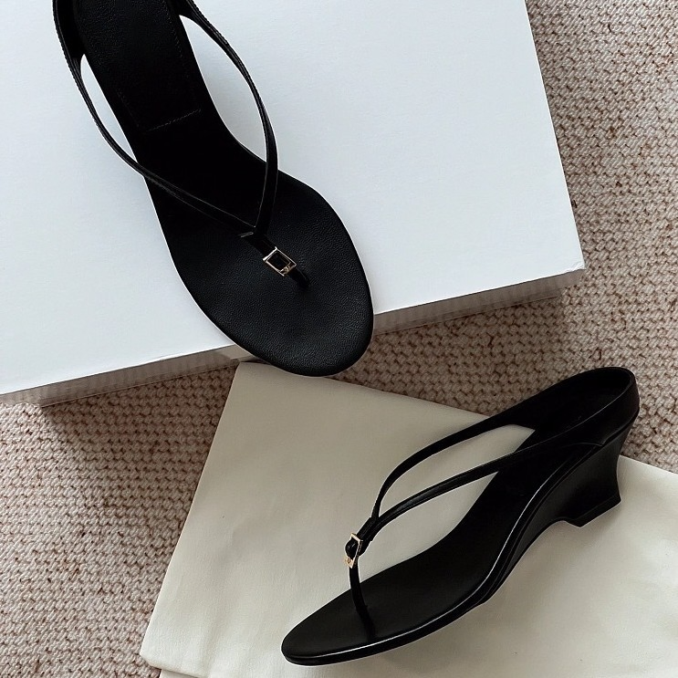 NICHE WEDGE TOE FLIP-FLOP