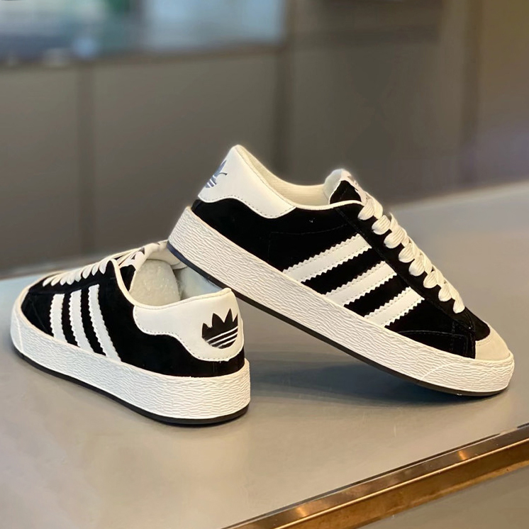 VERSATILE LIGHTWEIGHT TRENDY SNEAKERS GB-5819