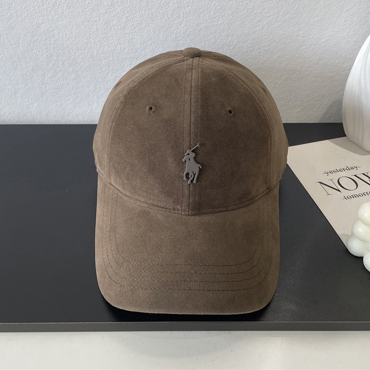 VERSATILE  MATTE SUEDE SOFT-TOP BASEBALL CAP 5778LBr
