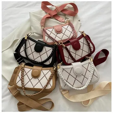 Rhombic Woven Design Strap Shoulder Bag