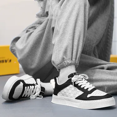 VIBE STEP CASUAL SHOES