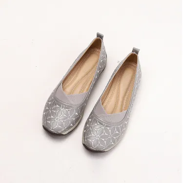 EMBROIDERED RETRO HANFU EMBROIDERED SOFT SOLE CASUAL SHOES A153Gy