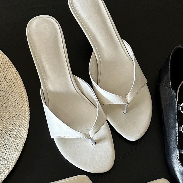  FRENCH STYLE STILETTO FLIP-FLOPS US1018-105W