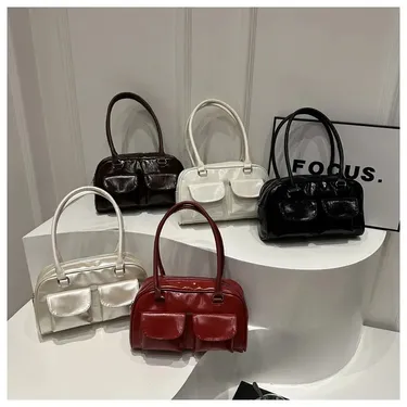 Retro Double-pocket Shoulder Bag 