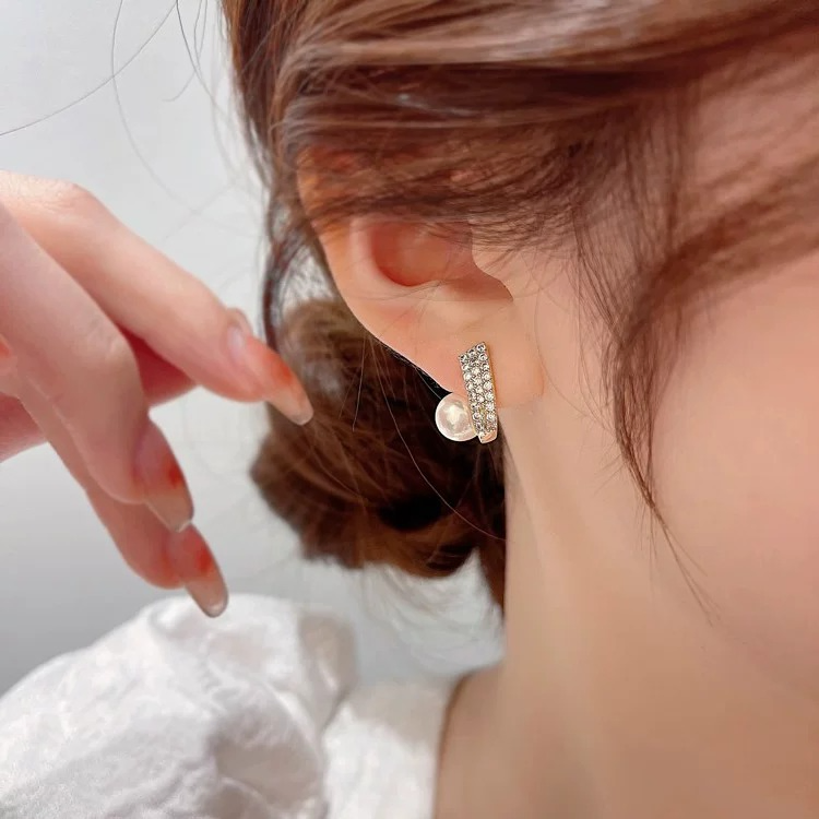 Geometric Cubic Zirconia & Pearl Inlay Stud Earrings