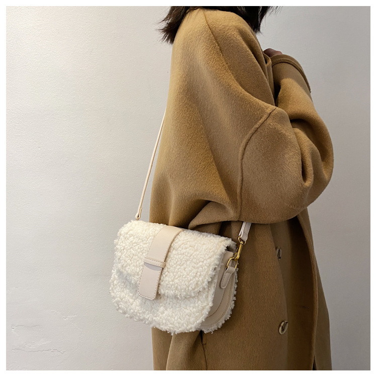 Rosewood Women’s Shoulder Bag