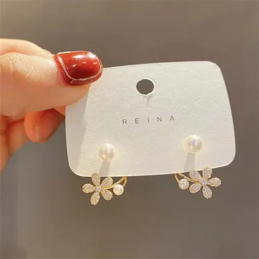 Pearl Flower Geometric Earring