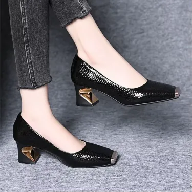 Women's Dress Pumps With Metal Toe