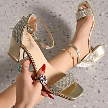 New Fashionable High Heels 
