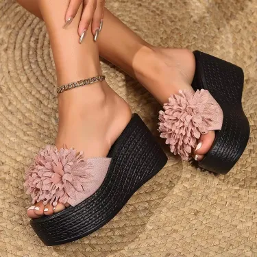 Popular Flowers for Wearing Shoe