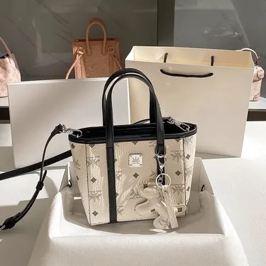 Large Capacity Bucket Bag