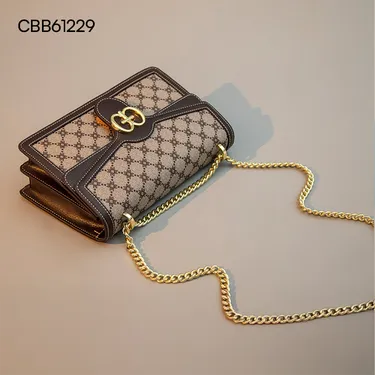  Versatile Shoulder Crossbody Bag