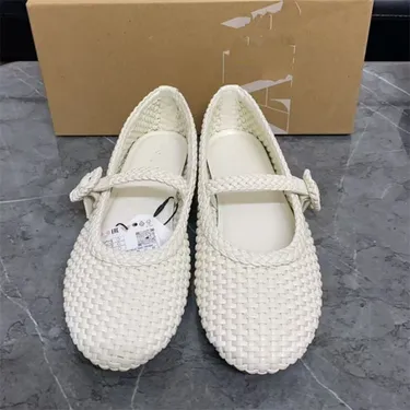 Luxe Stride Pump Shoe